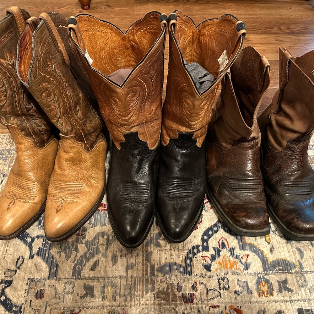 3 pair men’s 13 d western cowboy boots.